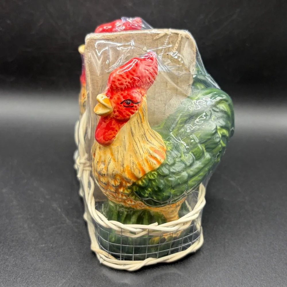 Hand Painted Ceramic Rooster Salt & Pepper Shakers Farmhouse Kitchen Sealed Pack